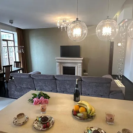 Apartment Em новая аркадия Odesa
